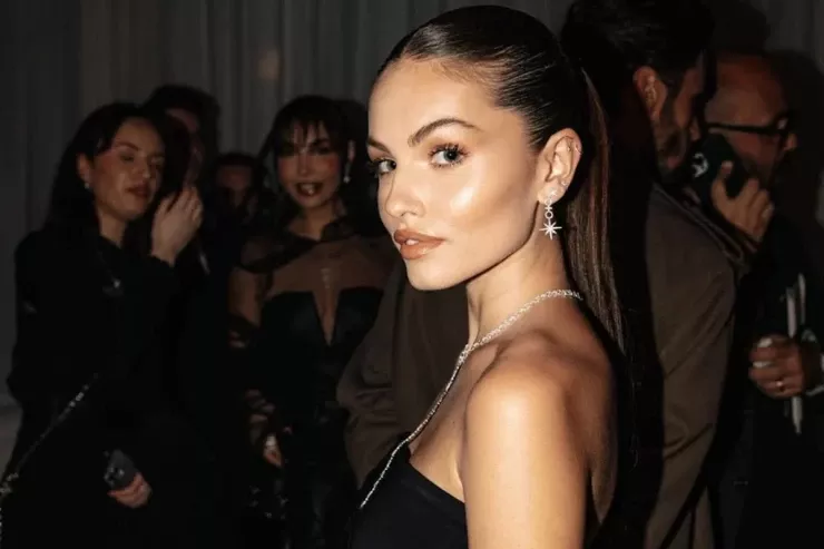 "Dünyanın ən gözəl  qızı" - 25 yaşı oldu 