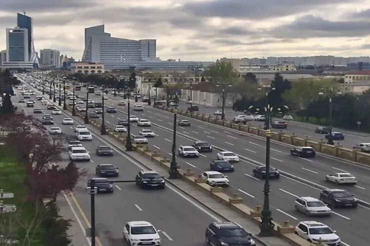 Bakıda bu yollarda sıxlıq var - SİYAHI 