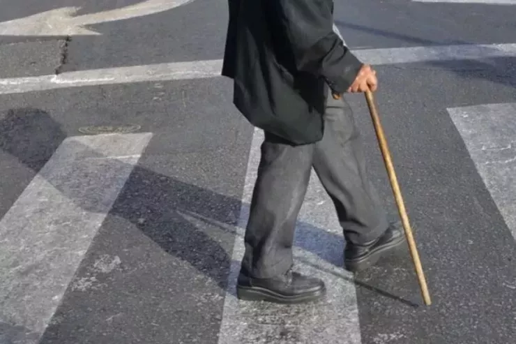 Qazaxda gənc sürücü 74 yaşlı kişini vurub öldürdü 