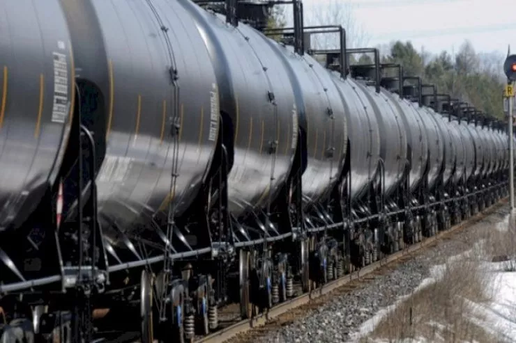 Azərbaycan Ermənistana 887 ton dizel  göndərir