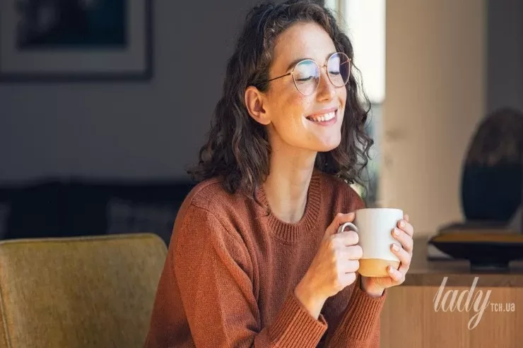 Stresssiz ideal səhər:  gününüzü dəyişəcək 4 vərdiş 