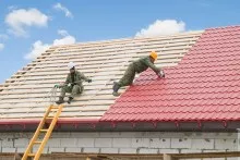 Azərbaycanda yeni qazanc növü - "Evimin damını satıram"  