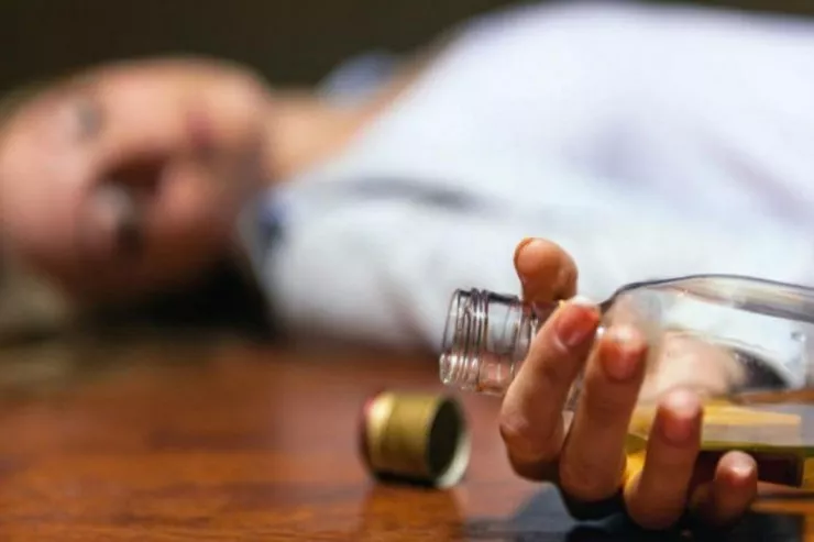 Bakıda qadın sirkə turşusundan  zəhərlənib öldü