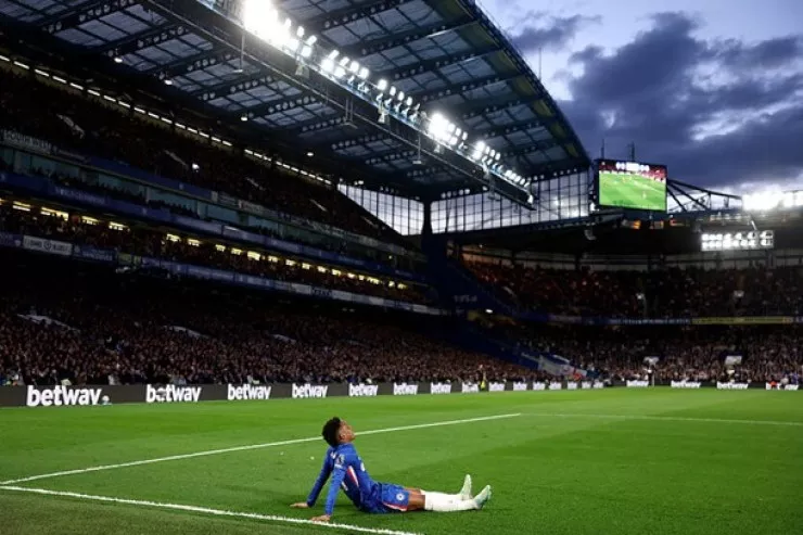 "Çelsi" antirekordun  bir addımlığında