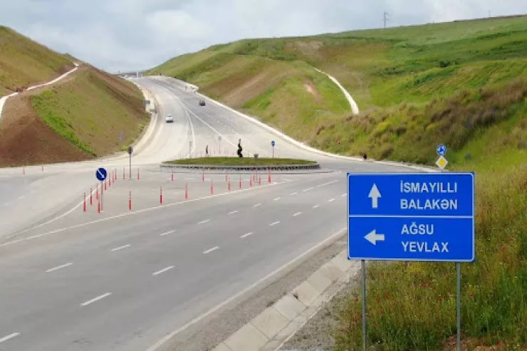 Bu yol 1 həftə BAĞLI OLACAQ 