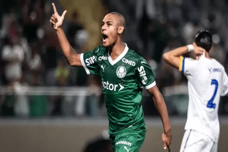 "Mançester Yunayted" 16 yaşlı  futbolçu üçün 40 milyon ödəməyə  hazırdır