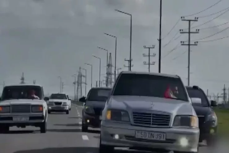 Toy karvanında "avtoş"luq  edib videosunu paylaşanlar həbs olundu