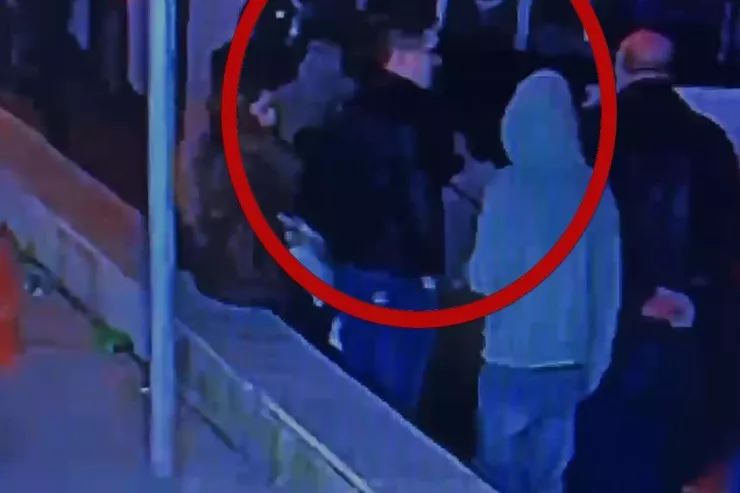 İctimai nəqliyyatda cibgirlik edən KAMERALARA DÜŞDÜ 