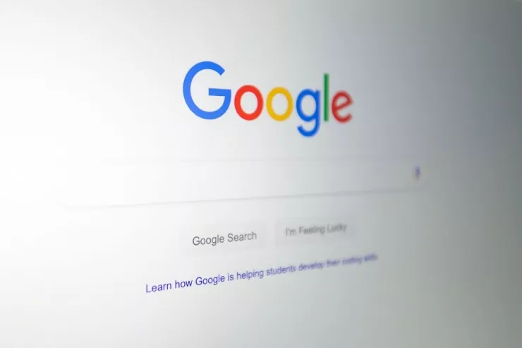 “Google” yeni AI funksiyasını  cəmi bir gün sonra ləğv etdi