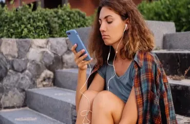 2026-cı ildə bu smartfonları almağa dəyməz 