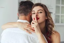 Qadınlara romantik jestlər  etməyən BÜRCLƏRİN kişiləri 
