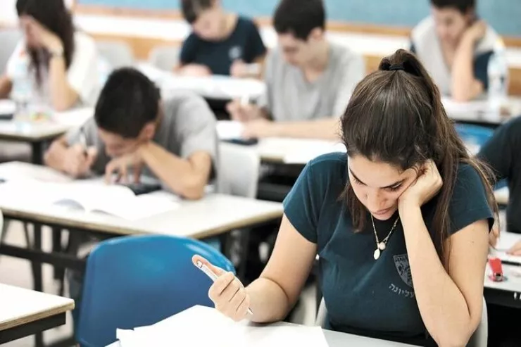 II-III ixtisas qrupları üzrə qəbul şərtləri  və plan yerləri AÇIQLANDI 