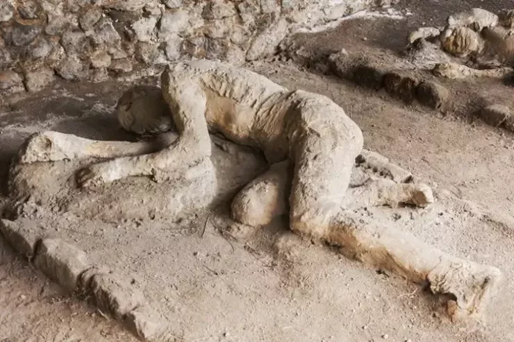Minlərlə insan bir neçə saatda öldü: Zamanın  dayandığı şəhər  -FOTOLENT 