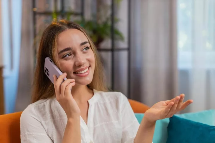"Salam" və "bəli" deyil   - telefon zənginə necə cavab vermək olar