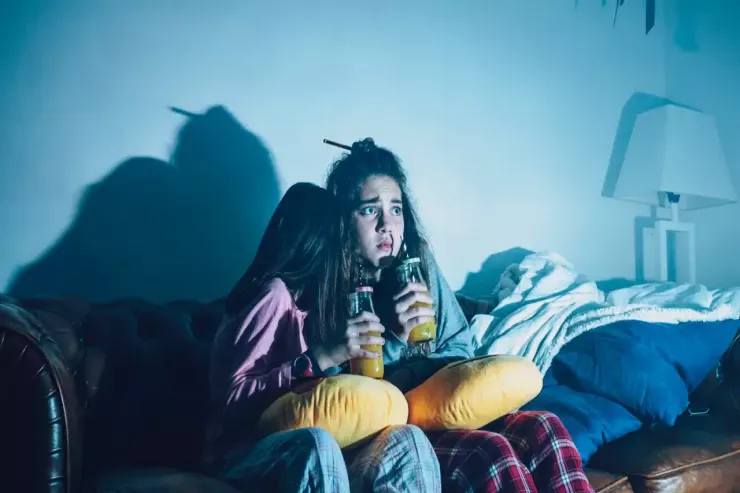 Dünyanın müxtəlif ölkələrində qadağan   edilən 12 film – SƏBƏBLƏRİ 