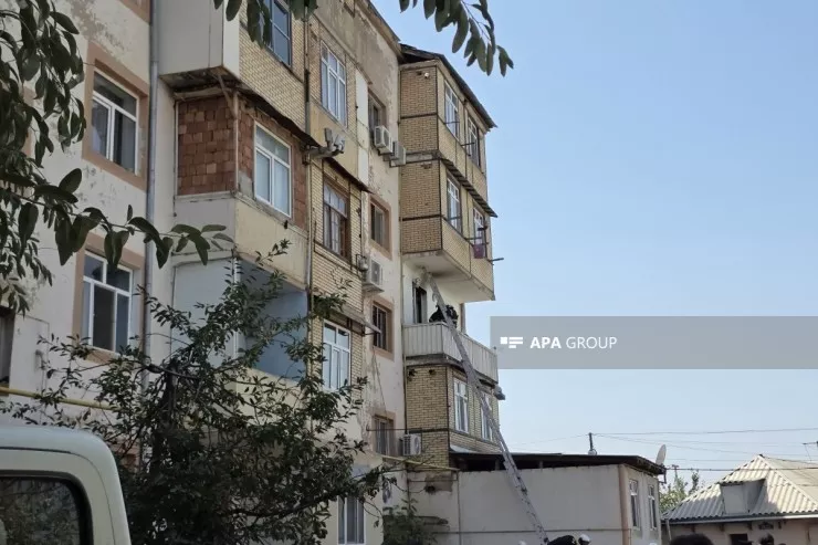 Naxçıvanda yaşayış binasında yanğın - VİDEO 