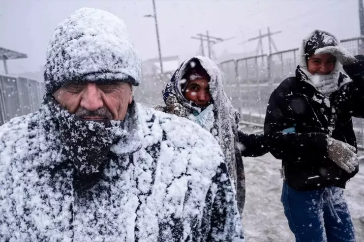 Bakıya intensiv qar  yağacaq - Sabahın havası 