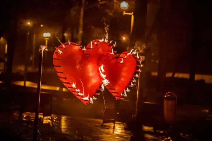 Sevgi niyə sönür?  - Ailəni məhv edən səhvlər