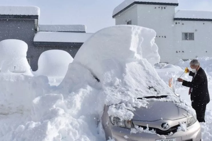 Yarım metr qar  yağıb - FAKTİKİ HAVA