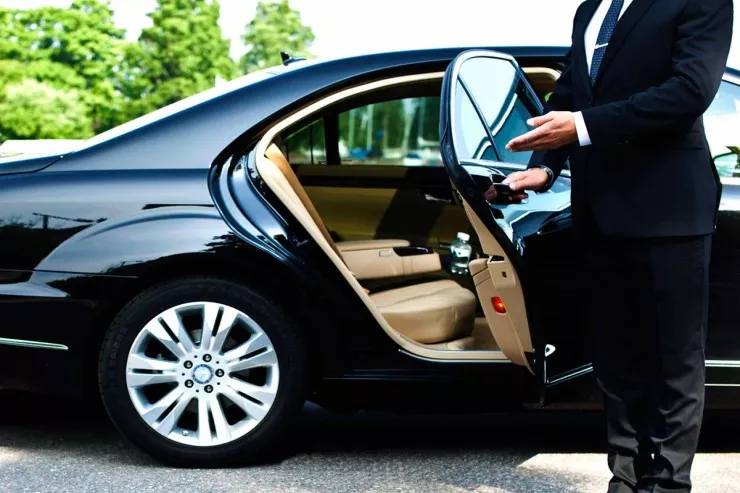 Milli Məclis avtomobillərinə texniki xidmətlə bağlı müqavilənin dəyərini açıqladı