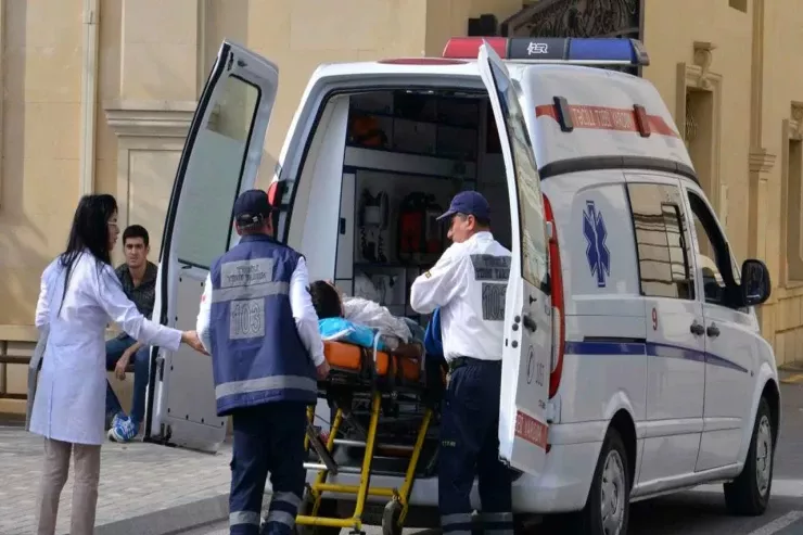 Gəncədə 19 yaşlı tələbə futbol oynayarkən vəfat etdi 