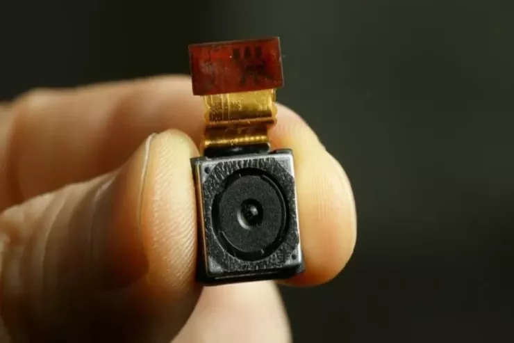 Evinizdəki təhlükəsizlik kameraları kimin üçün çalışır - Qorxulu iddialar 