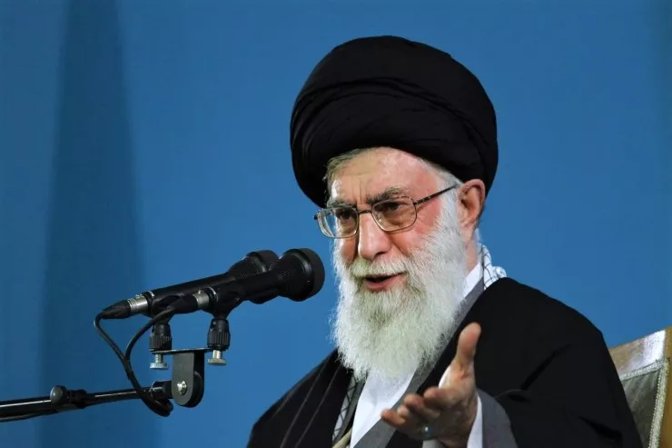 İsrail rəsmisi açıqladı: Xamenei hava hücumunda öldürülüb 