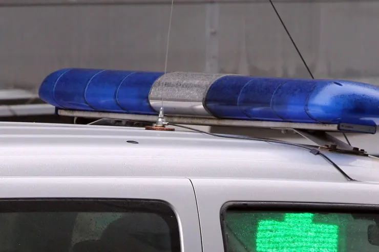 Qadın kimi bəzənib  gizlənirdi: axtarışda olan polis tutuldu