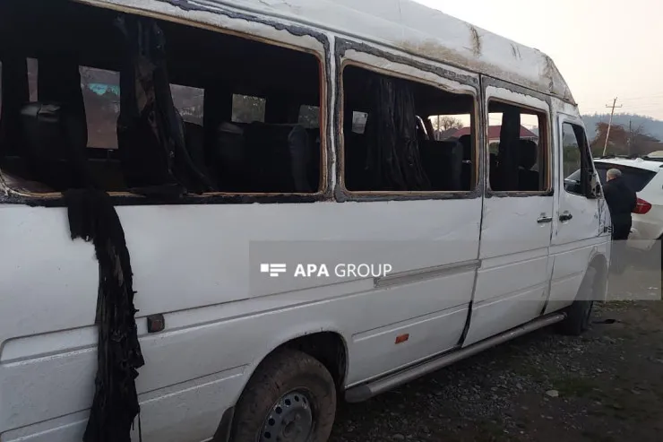 Astarada mikroavtobus aşdı: toya gedən qadınlar  öldü - YENİLƏNİB 