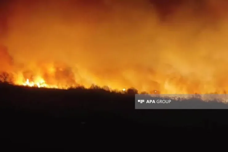 Füzuli və Cəbrayıl rayonları ərazisində güclü yanğın davam edir - YENİLƏNİB 