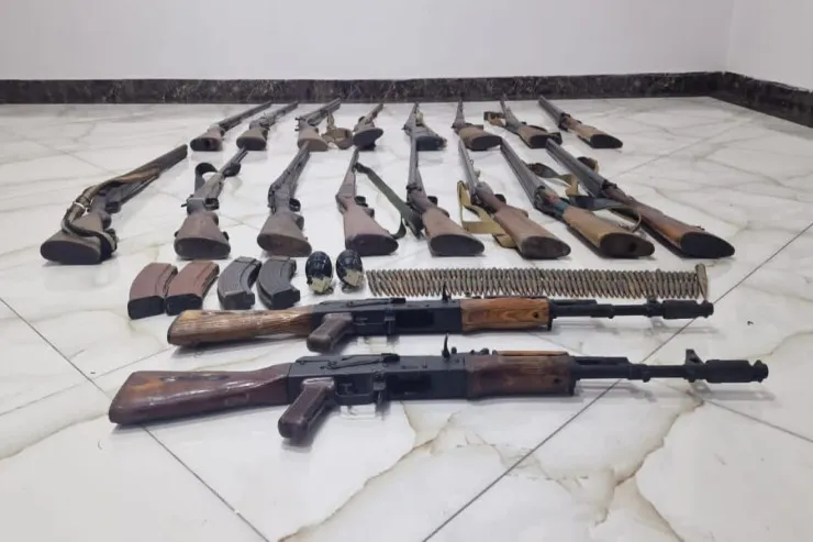 Bərdədə avtomat "alverçi"ləri   tutuldu