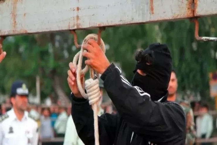 İranda etirazlara görə məşhur cərrah  edam edildi