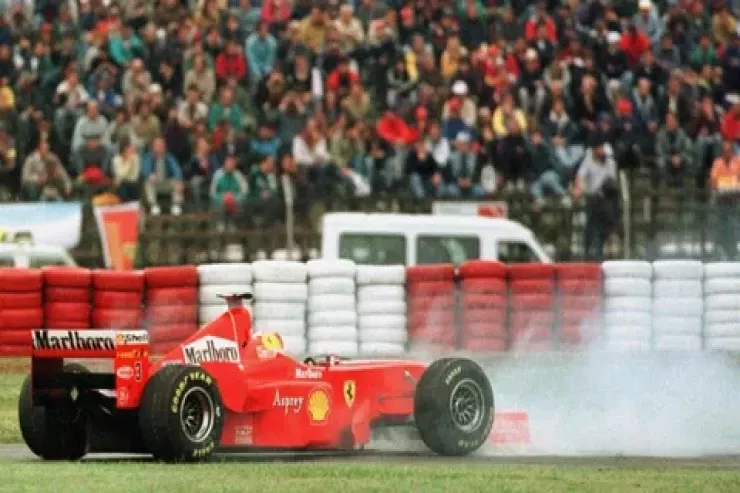 Şumaxerin yarış bolidi satışa çıxarılacaq 