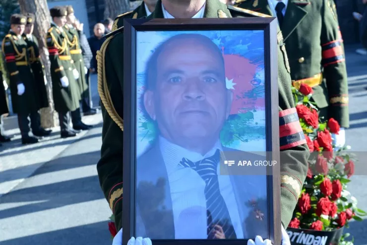 Milli Qəhrəman Şahin Tağıyev dəfn olundu 