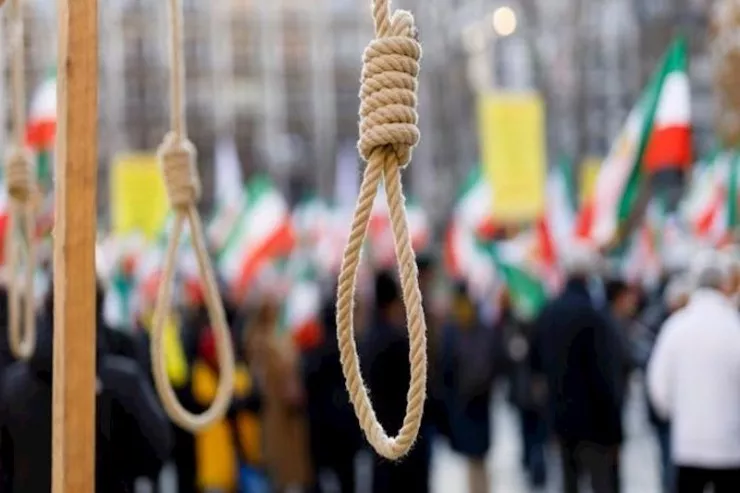 İranda din xadimi kütləvi edamlara  çağırdı, Trampa hədə-qorxu  gəldi