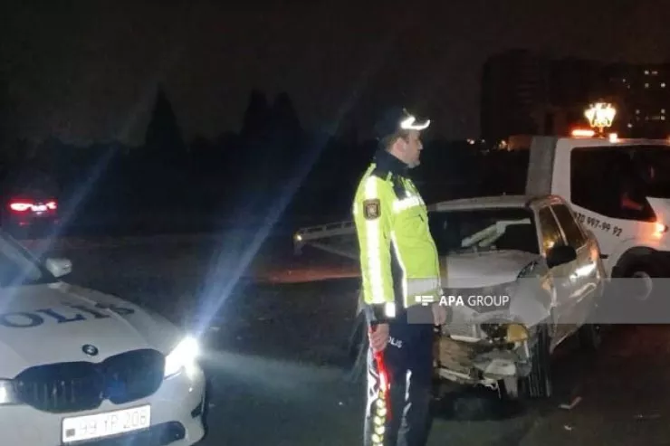 Gəncədə iki minik avtomobili toqquşdu, bir nəfər xəsarət aldı 