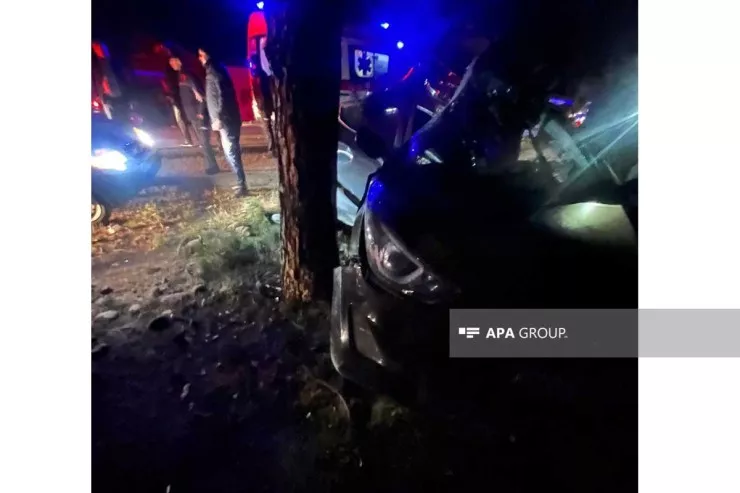 Şəmkirdə ağır qəza-Ölən və xəsarət alan var -YENİLƏNİB -FOTO 