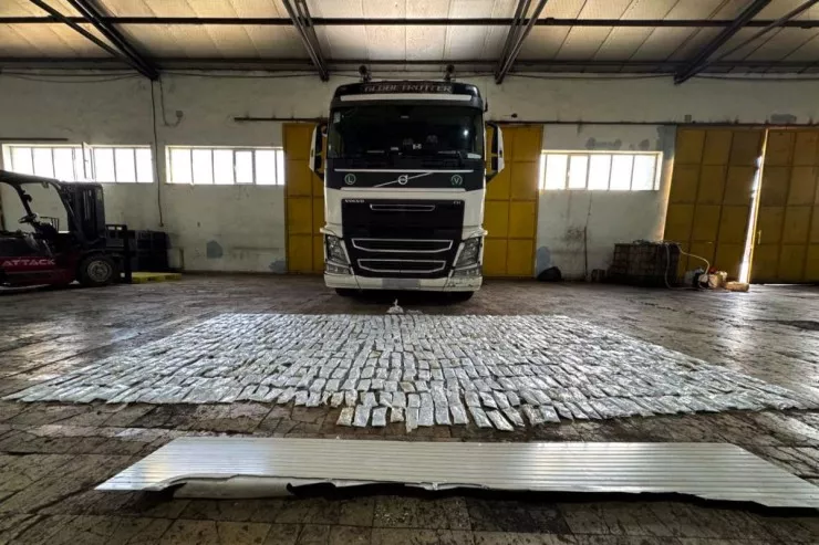 İran Azərbaycandan 39 kq heroin keçirtmək istəyirdi