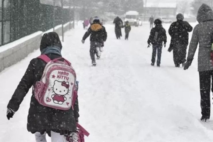 Qara görə məktəblər bağlanır?  - Agentlikdən AÇIQLAMA 