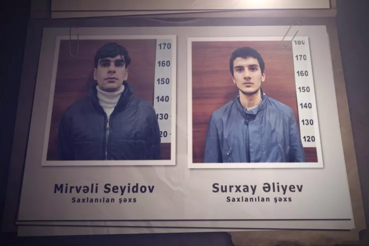 Qarşısını kəsib telefonunu aldılar  - cinayət anı kameraya düşdü - VİDEO 