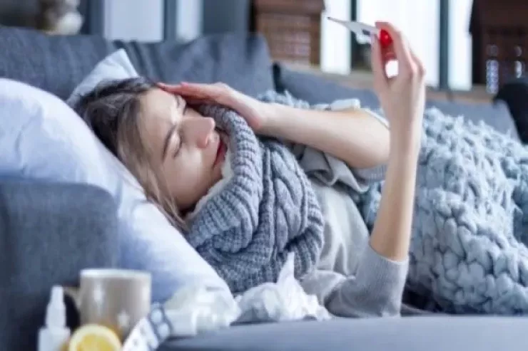 Soyuqdəymə boğazdan başlamır:  Virusun haradan "döyüşə" keçdiyi  AÇIQLANDI