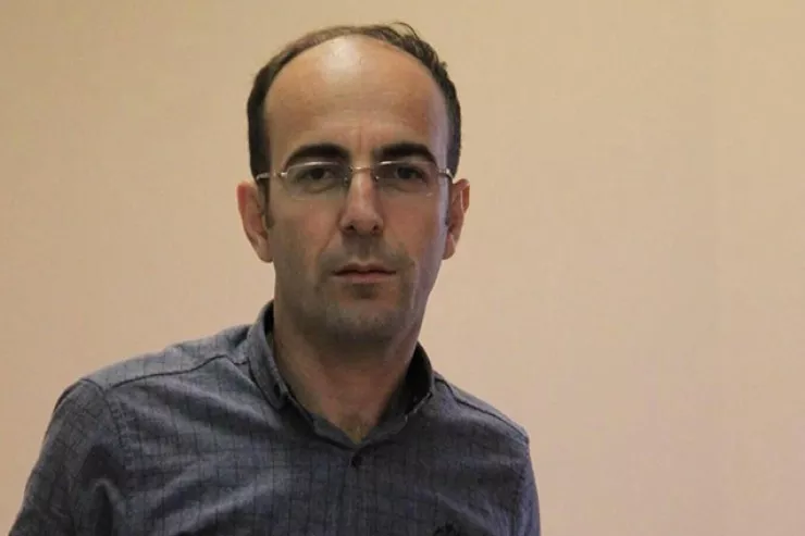 Şəmşad Ağa anasının dəfnində və yasında  iştirak edə biləcək