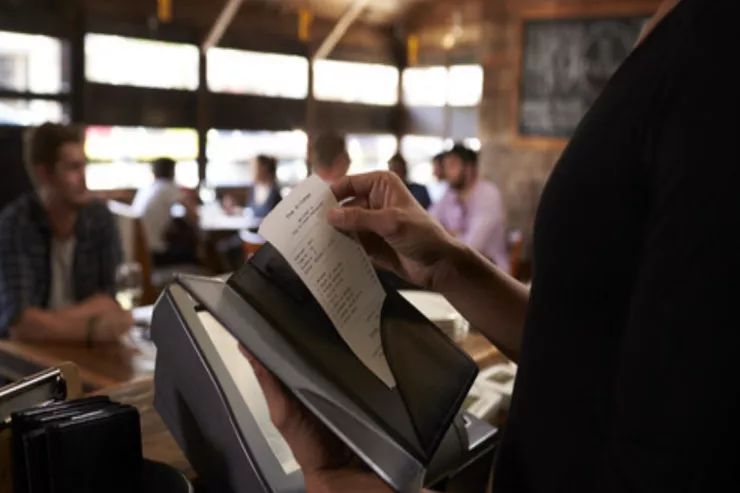 Restoranlarda servis haqqı  qadağan edildi
