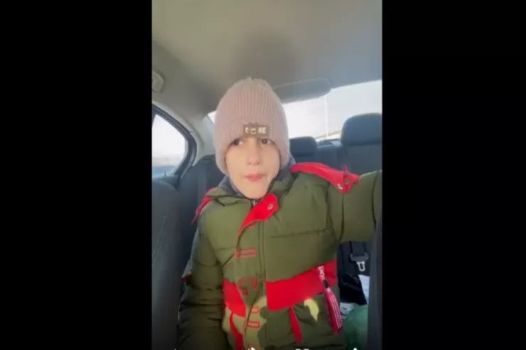 Bakıda itən azyaşlının valideynləri tapıldı - VİDEO  - YENİLƏNİB 