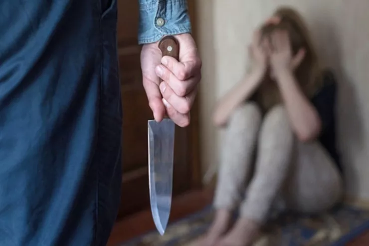 Ağdamda kişi arvadını  bıçaqladı - YENİLƏNİB 