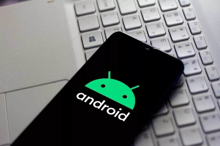 Satışa çıxarılacaq  Samsung   telefonuyla bağlı sərt tənqid - "Ən uğursuz smartfondur"  