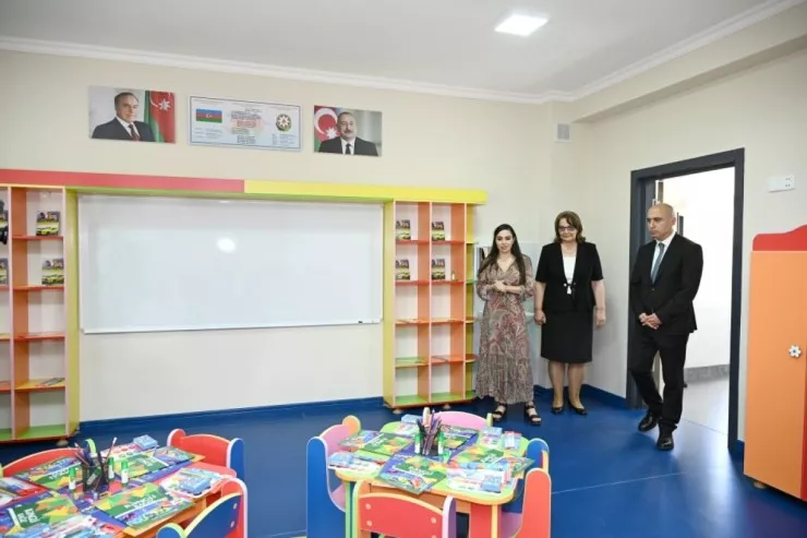 Leyla Əliyeva  Yevlaxda məktəb binasının açılışında iştirak etdi -FOTOLENT 