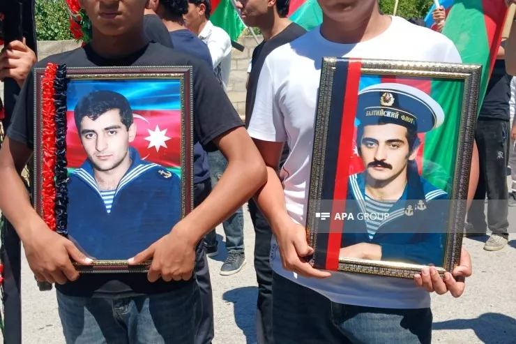 Daha 3 itkin şəhid dəfn edildi  - YENİLƏNİB 
