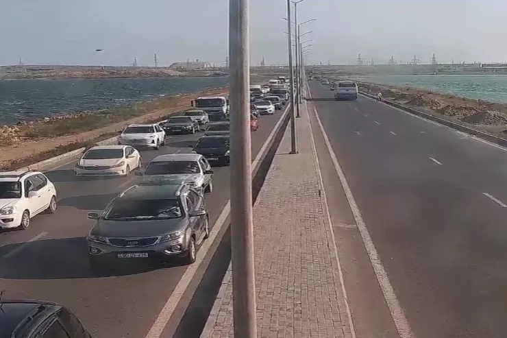 Bakıda bu yollarda sıxlıq var - SİYAHI 