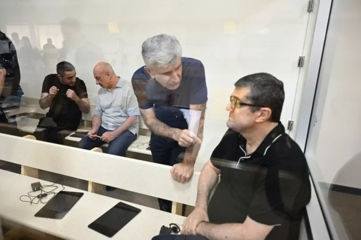 Ermənilərin şikayətləri üzrə apellyasiya məhkəməsi çıxışlarla davam etdirilib